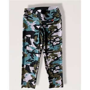 Fit Mama Cropped Camo Leggings